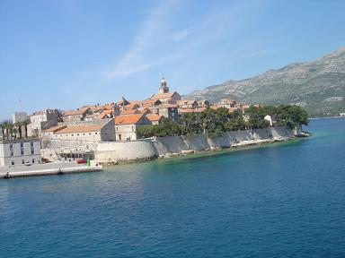 I wish the ferry ride here was as good as its location!